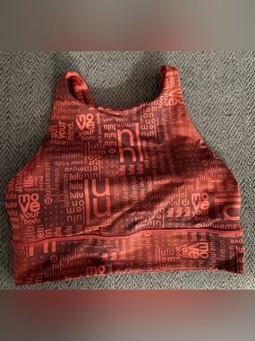 Lululemon Energy High Neck Longline Bra Medium Support B-D